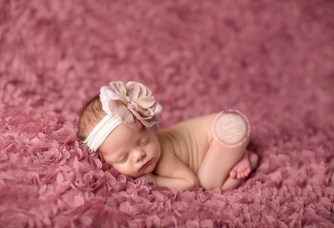 So tiny. #cute #newborn #pictures #cuddly #babies #photos #ideas